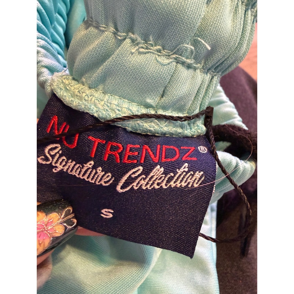Nu Trendz Signature Collection Womens Joggers Mint Green Southwestern Side Strip - Picture 2 of 2